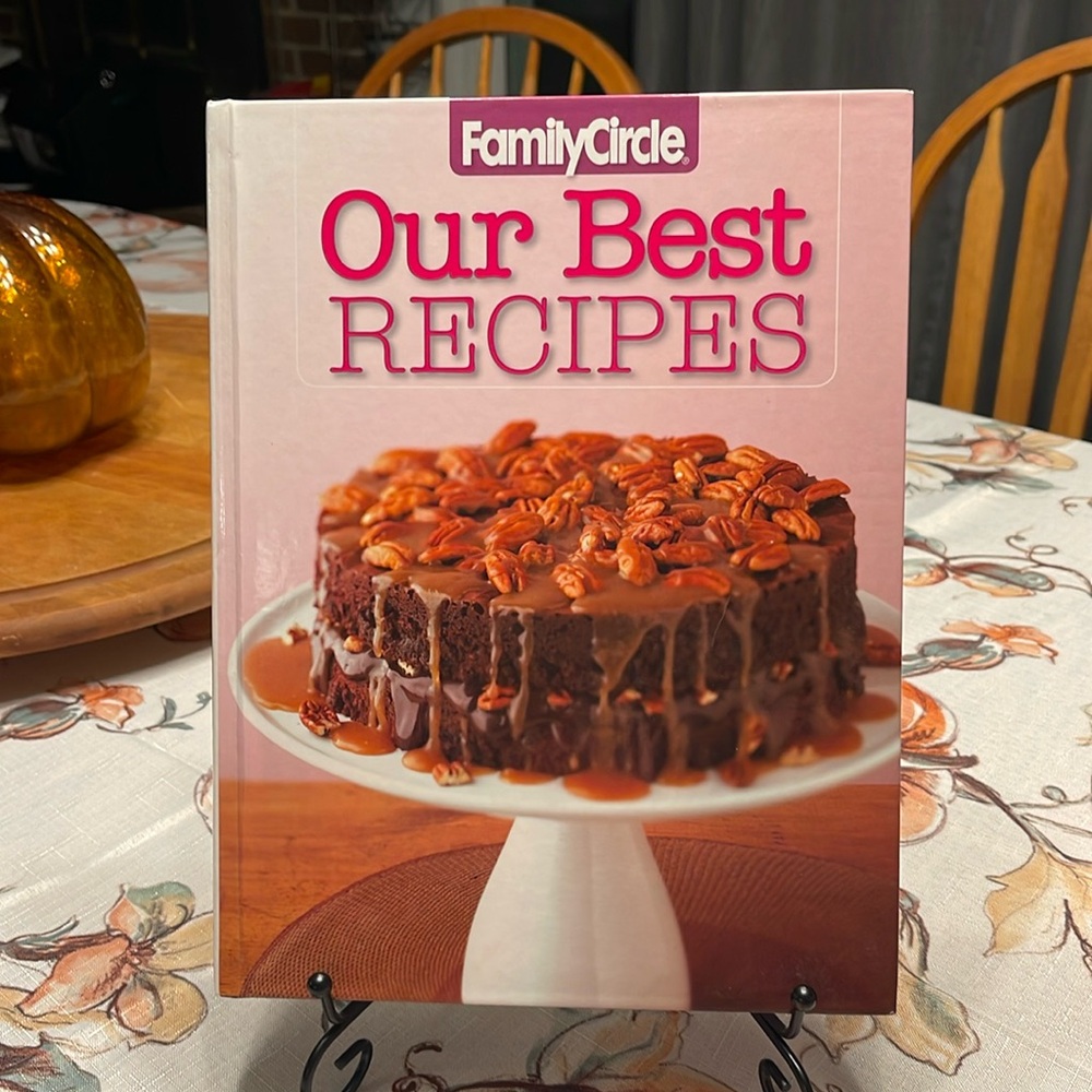 Family circle cook book.